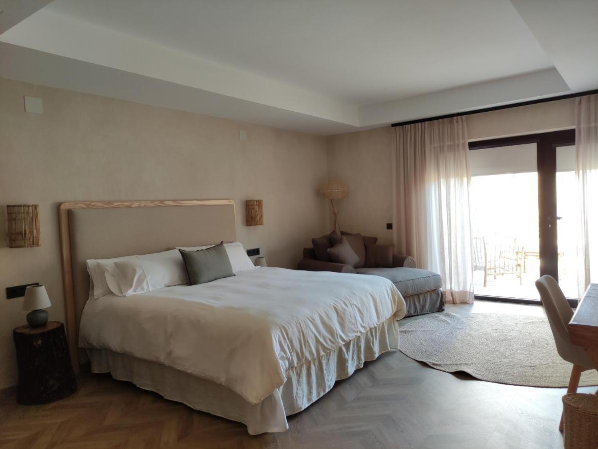 Habitat Cigueena Negra บัลเบรเดเดลเฟรสโน ภายนอก รูปภาพ
